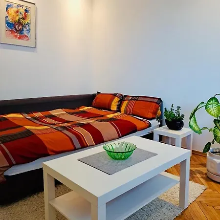 Uma- Urban Mini Apartment Skopje Exterior photo