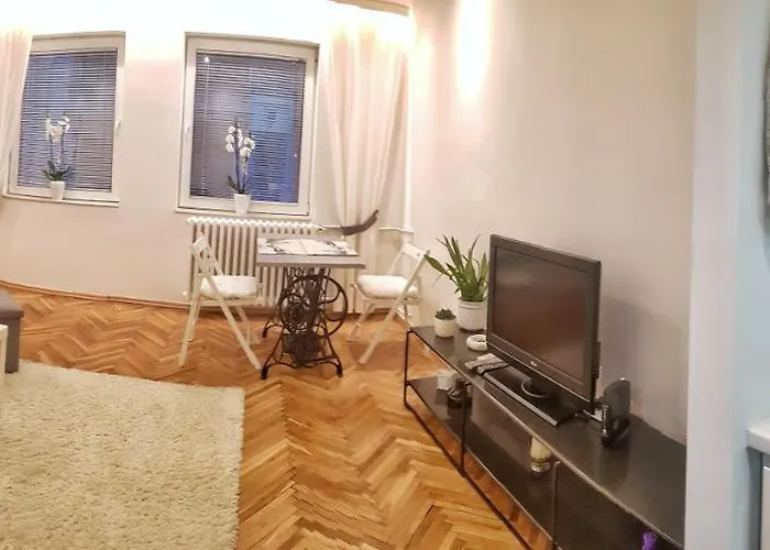 Uma- Urban Mini Apartment
