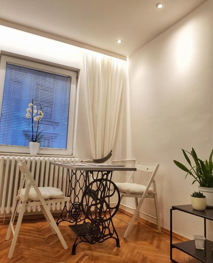 Uma- Urban Mini Apartment
